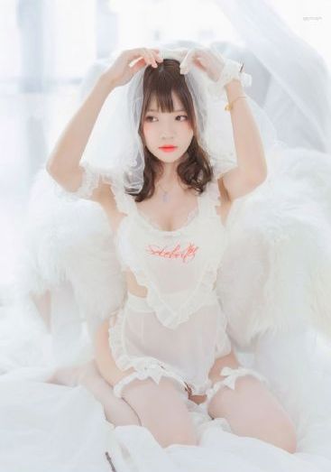 扶住周慧敏翘臀挺进去小说_BD韩语在线播放观看
