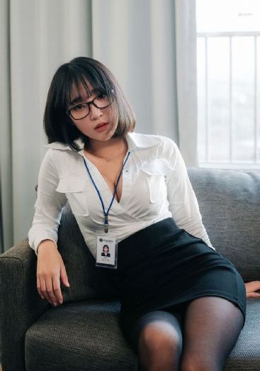 边吃奶边弄进去男女视频_HD在线观看完整版