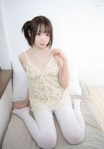 美女光屁屁撞胸_全集高清百度云未删减2020