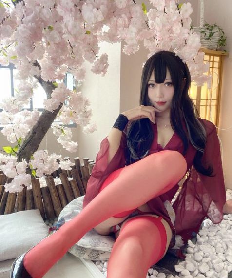 少妇小梅的性荡生活_国产剧电影完整版在线观看
